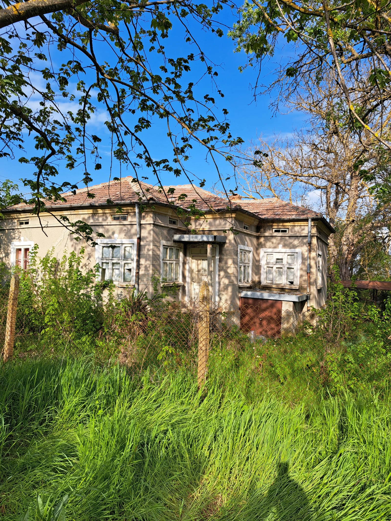 Продава КЪЩА, област Добрич, с. Медово • 24000 € • 41093468 1 — Holmes.bg Продава КЪЩА, област Добрич, с. Медово • 24000 € • 41093468 1