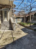 Продава КЪЩА, област Стара Загора, гр. Чирпан • 110000 € / 215141.30 лв. • 27758272 8 — Holmes.bg Продава КЪЩА, област Стара Загора, гр. Чирпан • 110000 € / 215141.30 лв. • 27758272 8