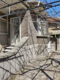 Продава КЪЩА, област Стара Загора, гр. Чирпан • 110000 € / 215141.30 лв. • 27758272 2 — Holmes.bg Продава КЪЩА, област Стара Загора, гр. Чирпан • 110000 € / 215141.30 лв. • 27758272 2