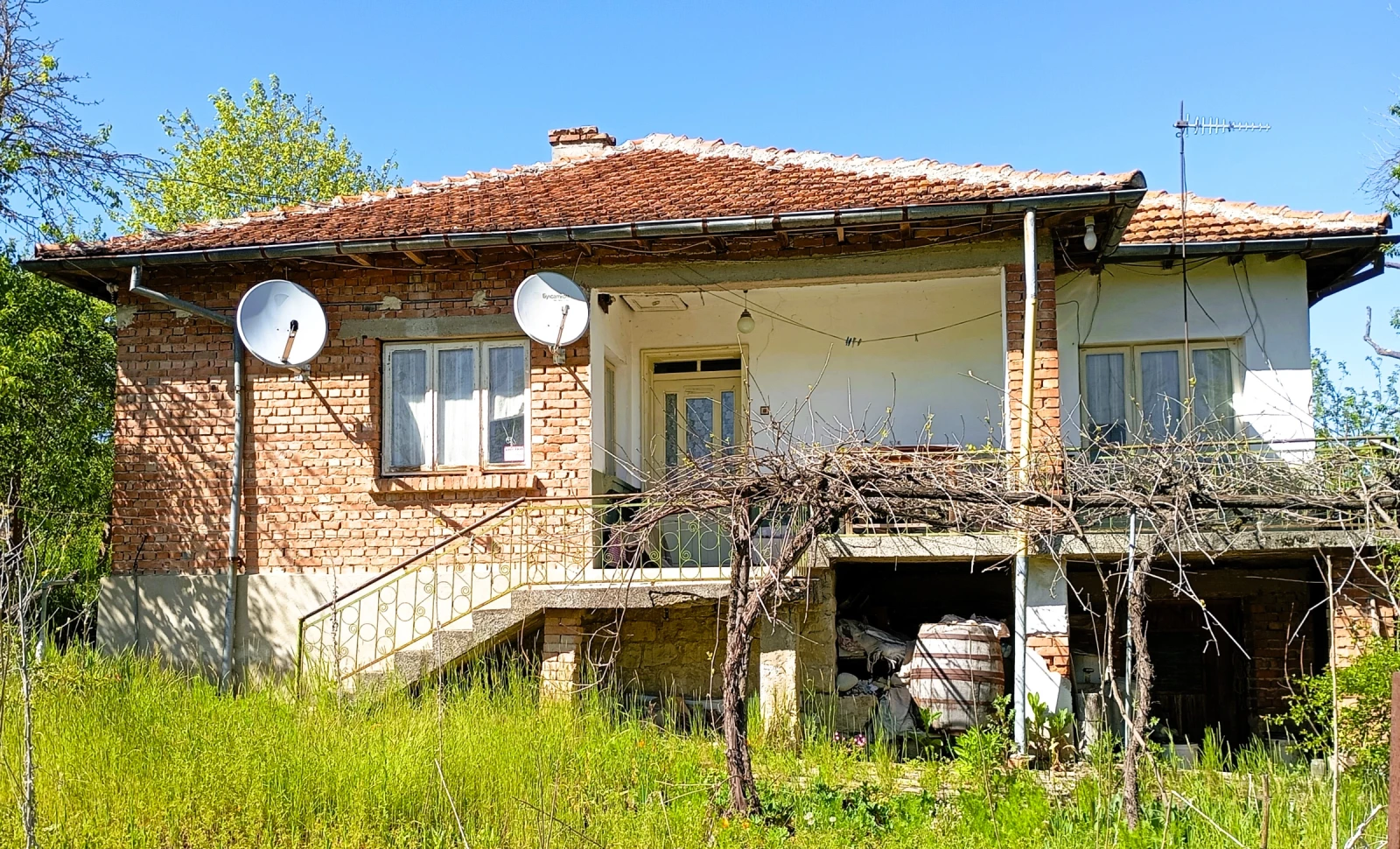 Продава КЪЩА, област Варна, с. Дъбравино • 49900 € / 97595.92 лв. • 84881596 1 — Holmes.bg Продава КЪЩА, област Варна, с. Дъбравино • 49900 € / 97595.92 лв. • 84881596 1