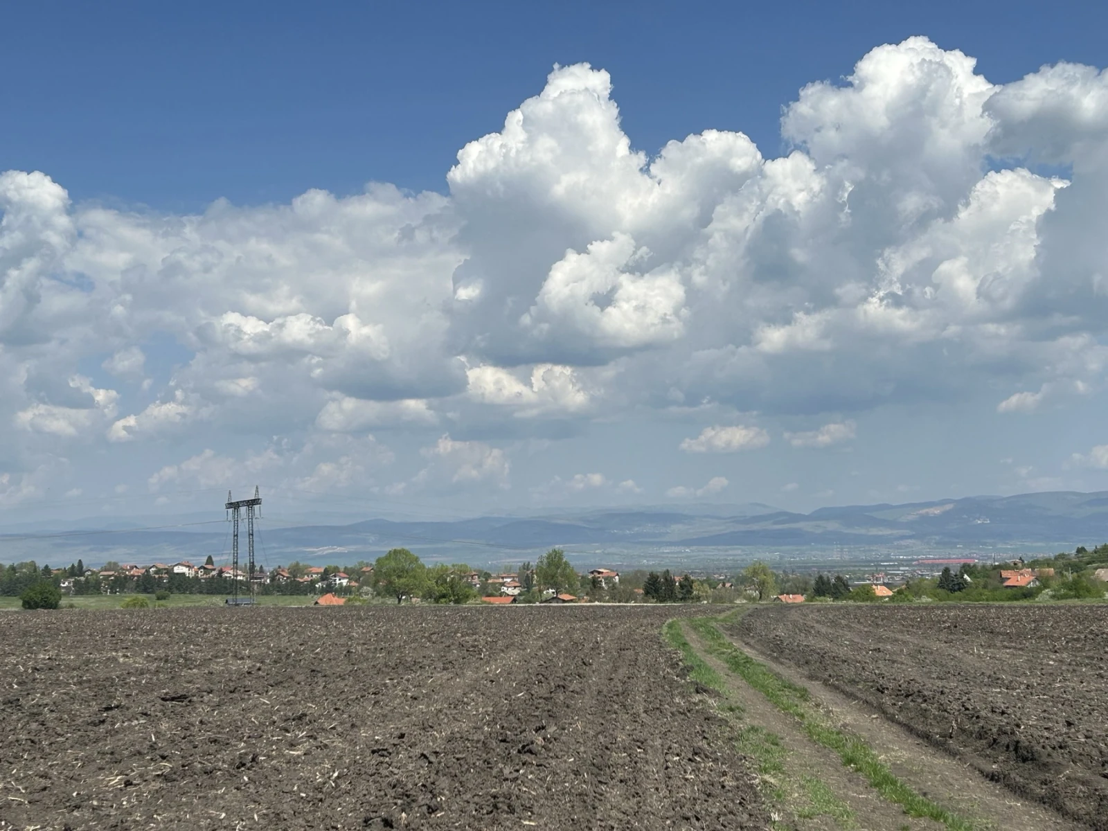 Продава ПАРЦЕЛ, област София, гр. Божурище • 10500 € / 20536.22 лв. • 17244766 1 — Holmes.bg Продава ПАРЦЕЛ, област София, гр. Божурище • 10500 € / 20536.22 лв. • 17244766 1