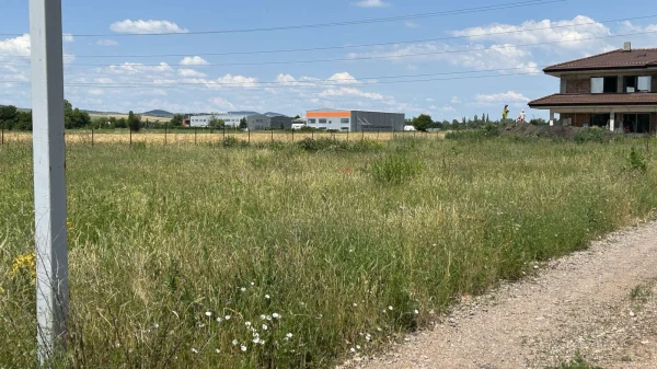 ПАРЦЕЛ, 500 m2 - Holmes.bg ПАРЦЕЛ, 500 m2