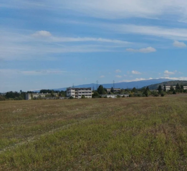 ПАРЦЕЛ, 4 451 m2 - Holmes.bg ПАРЦЕЛ, 4 451 m2