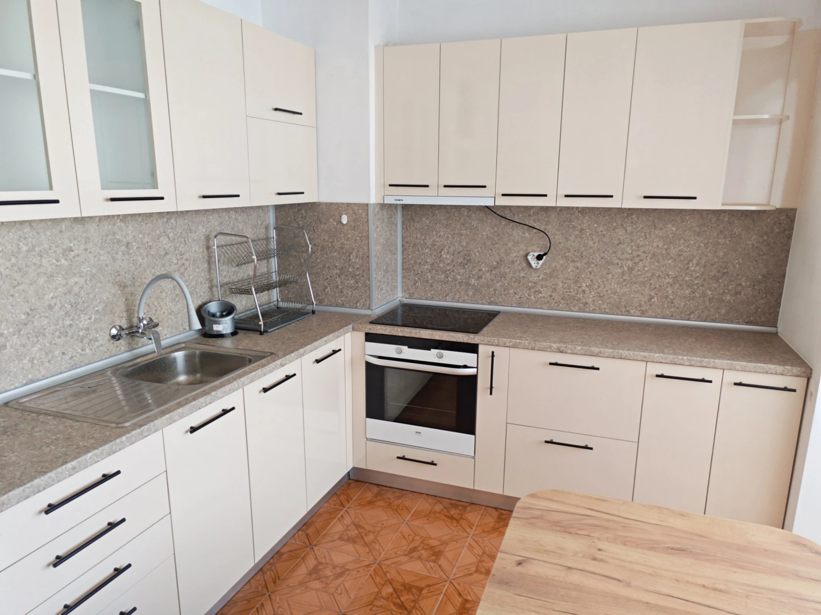 Под наем 3-СТАЕН, град София, Овча купел 1 • 550 € / 1075.71 лв. • 38344202 1 — Holmes.bg Под наем 3-СТАЕН, град София, Овча купел 1 • 550 € / 1075.71 лв. • 38344202 1