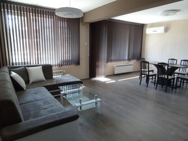 3-СТАЕН, 102 m2 - Holmes.bg 3-СТАЕН, 102 m2