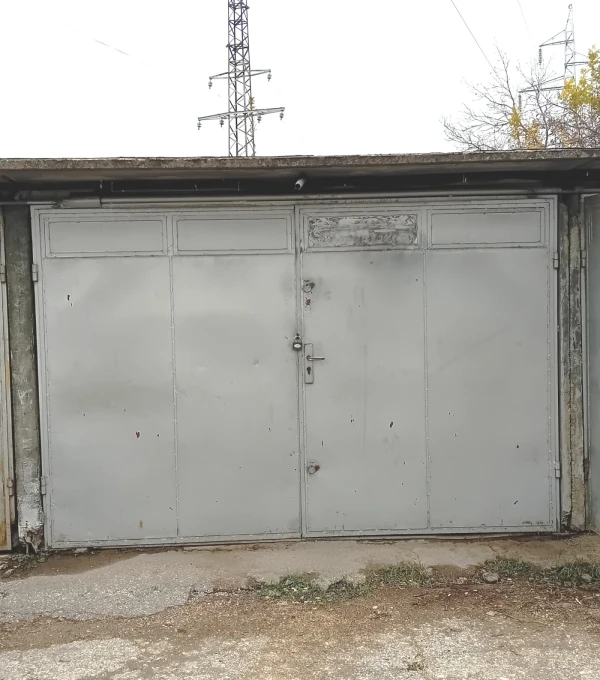 ГАРАЖ, ПАРКОМЯСТО, 18 m2 - Holmes.bg ГАРАЖ, ПАРКОМЯСТО, 18 m2