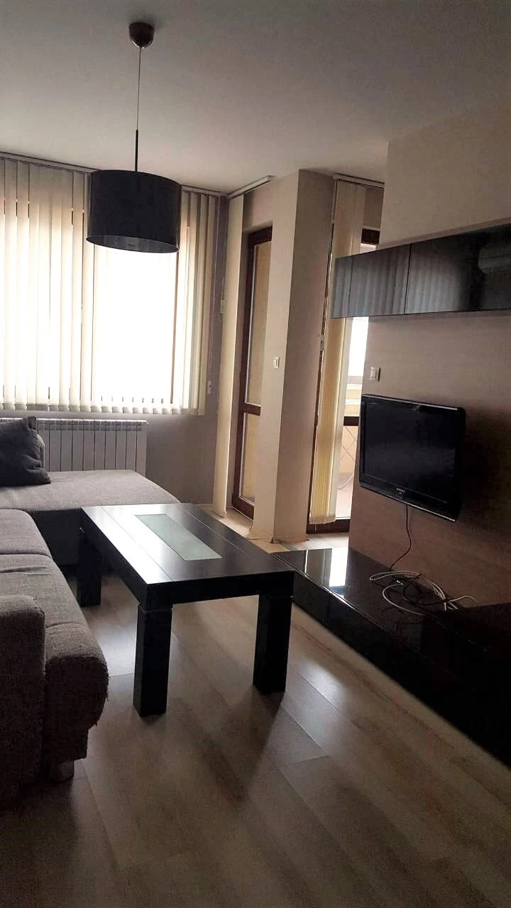 Под наем 2-СТАЕН, град София, Надежда 2 • 369 € / 721.70 лв. • 69518946 1 — Holmes.bg Под наем 2-СТАЕН, град София, Надежда 2 • 369 € / 721.70 лв. • 69518946 1