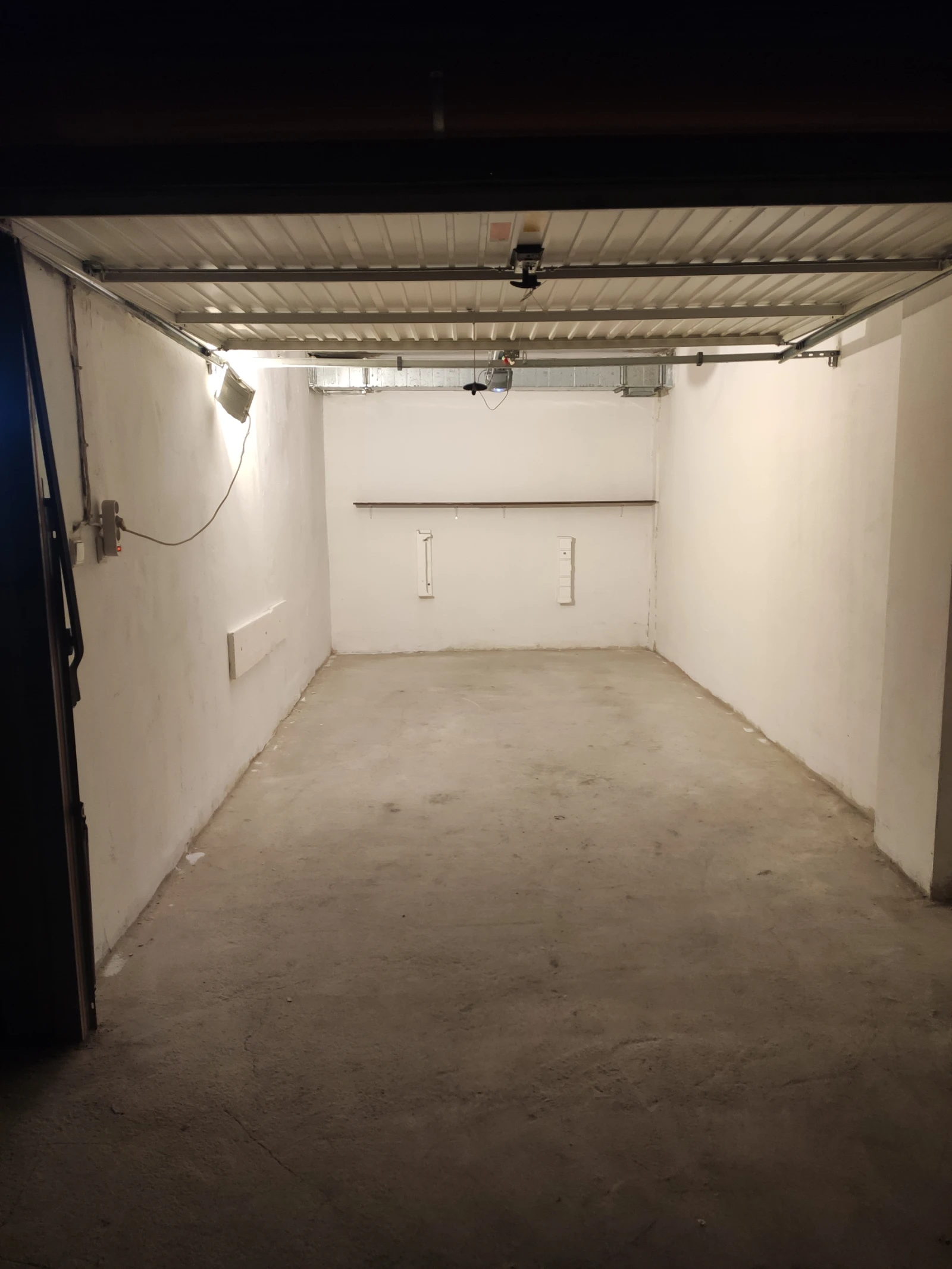 Под наем ГАРАЖ, ПАРКОМЯСТО, град София, Младост 3 • 140 € • 91739097 1 — Holmes.bg Под наем ГАРАЖ, ПАРКОМЯСТО, град София, Младост 3 • 140 € • 91739097 1