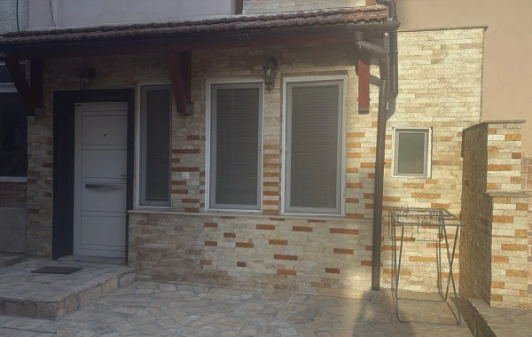 ЕТАЖ ОТ КЪЩА, 60 m2