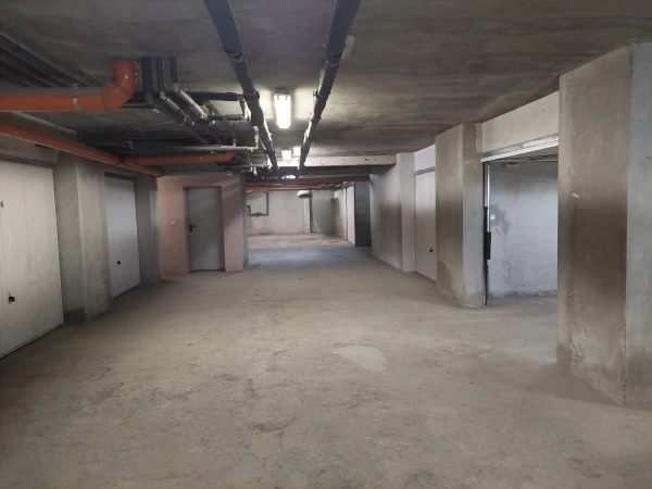 ГАРАЖ, ПАРКОМЯСТО, 23 m2