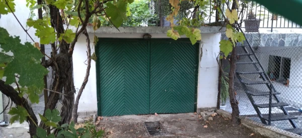 ГАРАЖ, ПАРКОМЯСТО, 20 m2